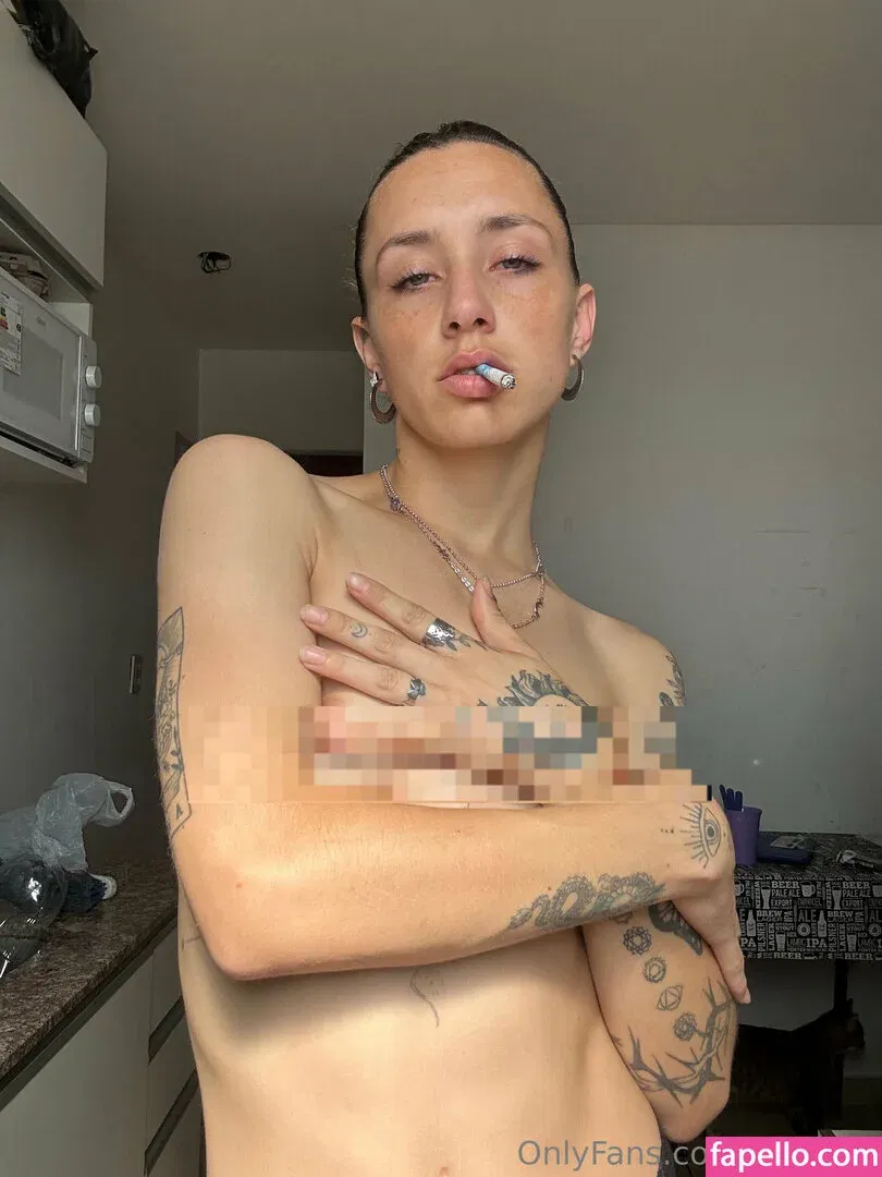 SaraGold Onlyfans Photo Gallery 