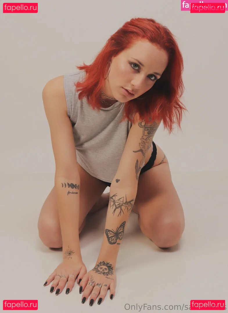 SaraGold Onlyfans Photo Gallery 