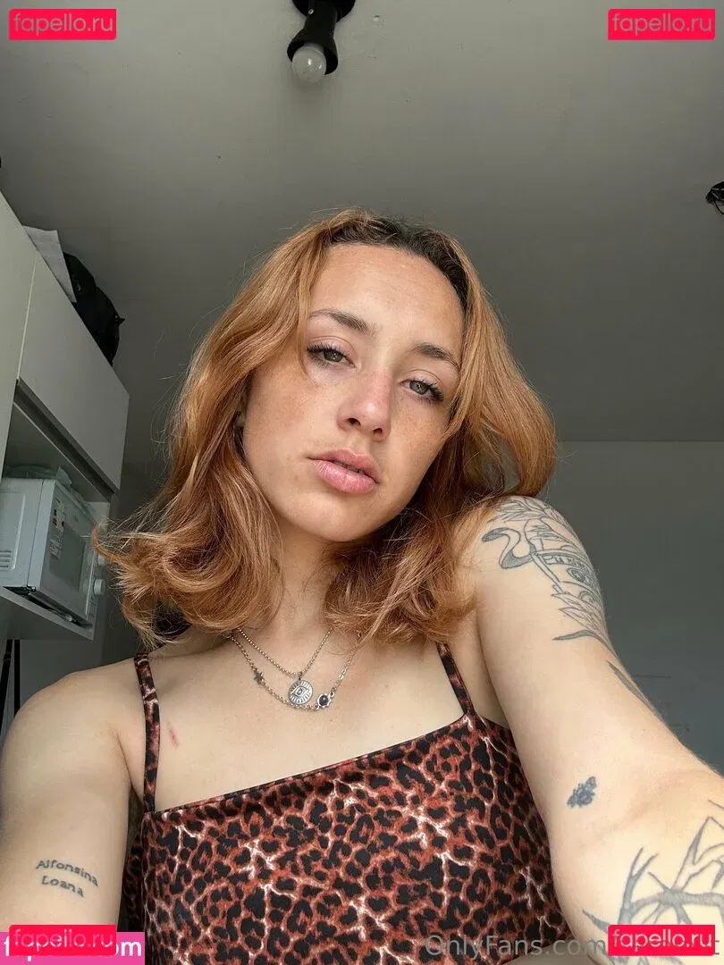 SaraGold Onlyfans Photo Gallery 