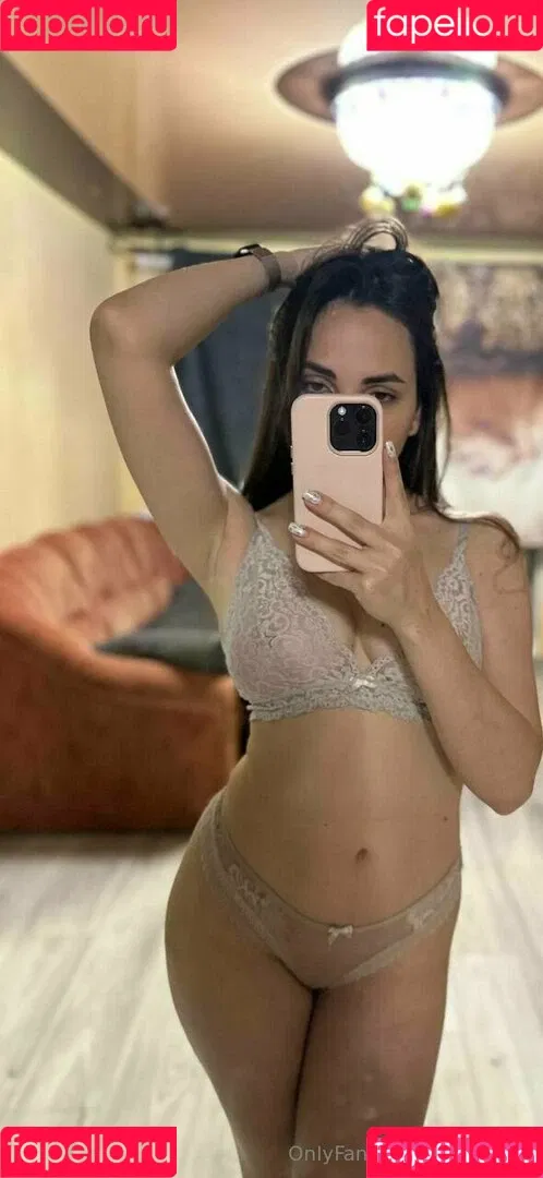 katya_sky Onlyfans Photo Gallery 