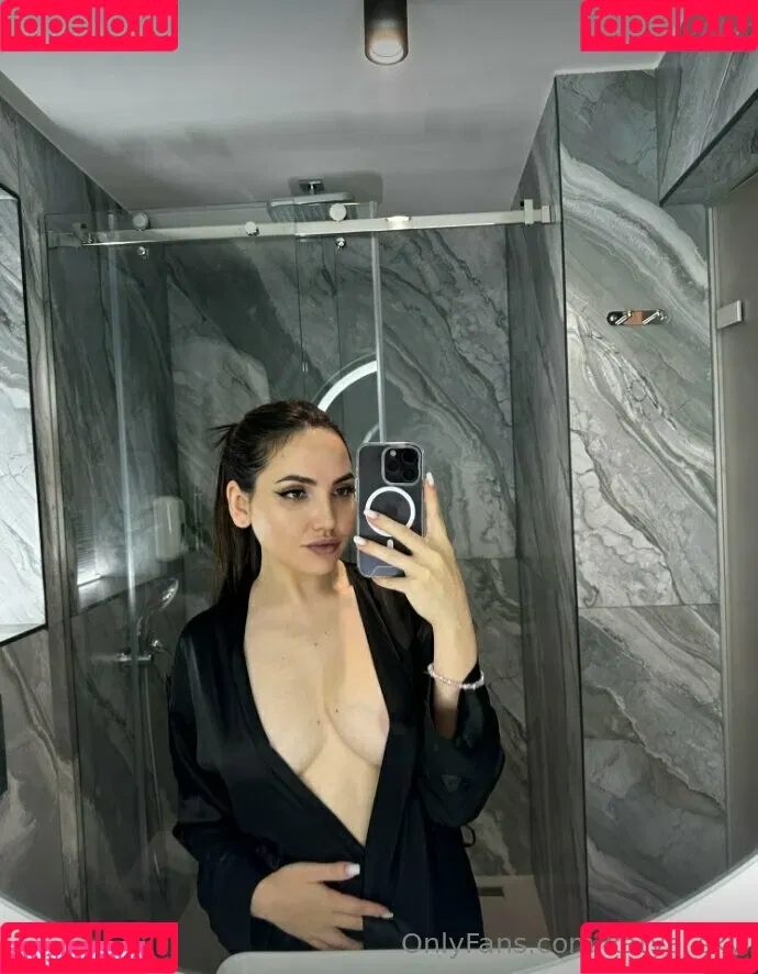 katya_sky Onlyfans Photo Gallery 