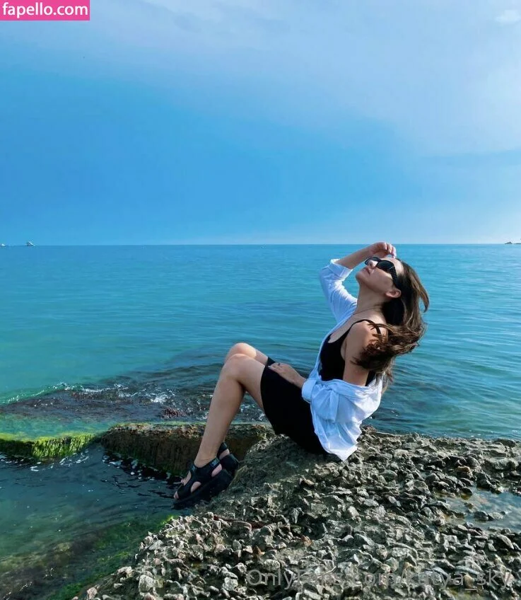 katya_sky Onlyfans Photo Gallery 