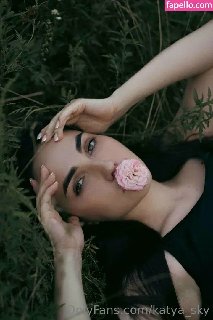 katya_sky Onlyfans Photo Gallery 