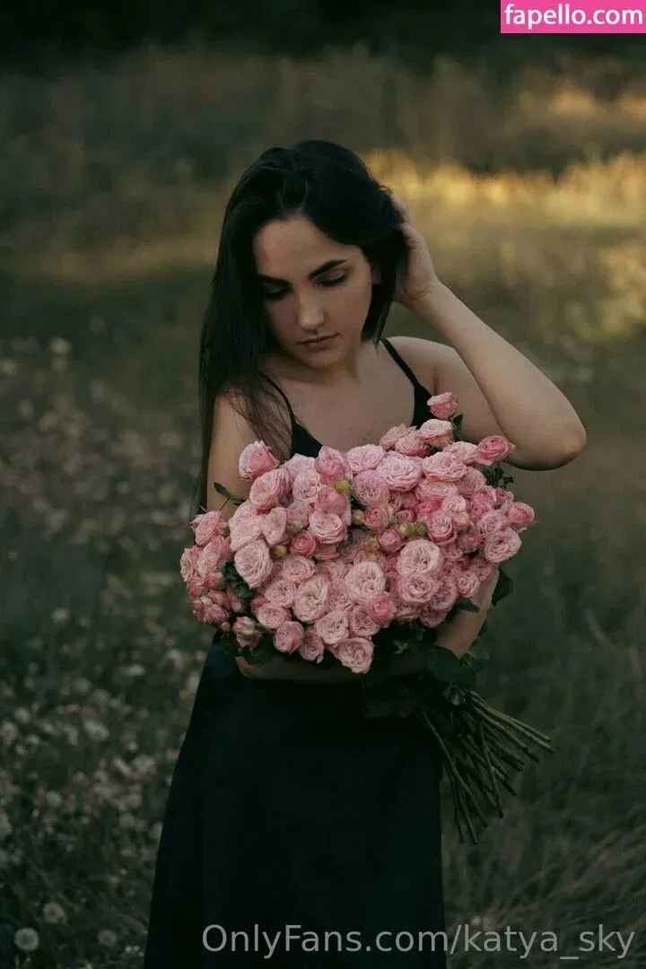 katya_sky Onlyfans Photo Gallery 