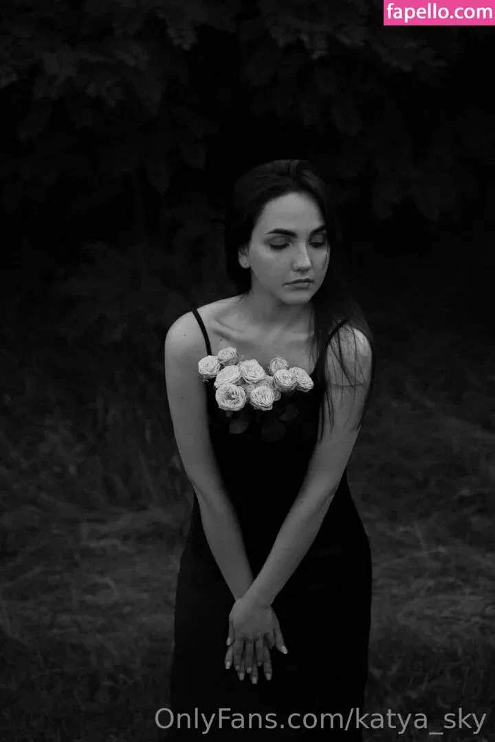 katya_sky Onlyfans Photo Gallery 