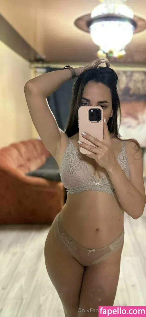 katya_sky Onlyfans Photo Gallery 