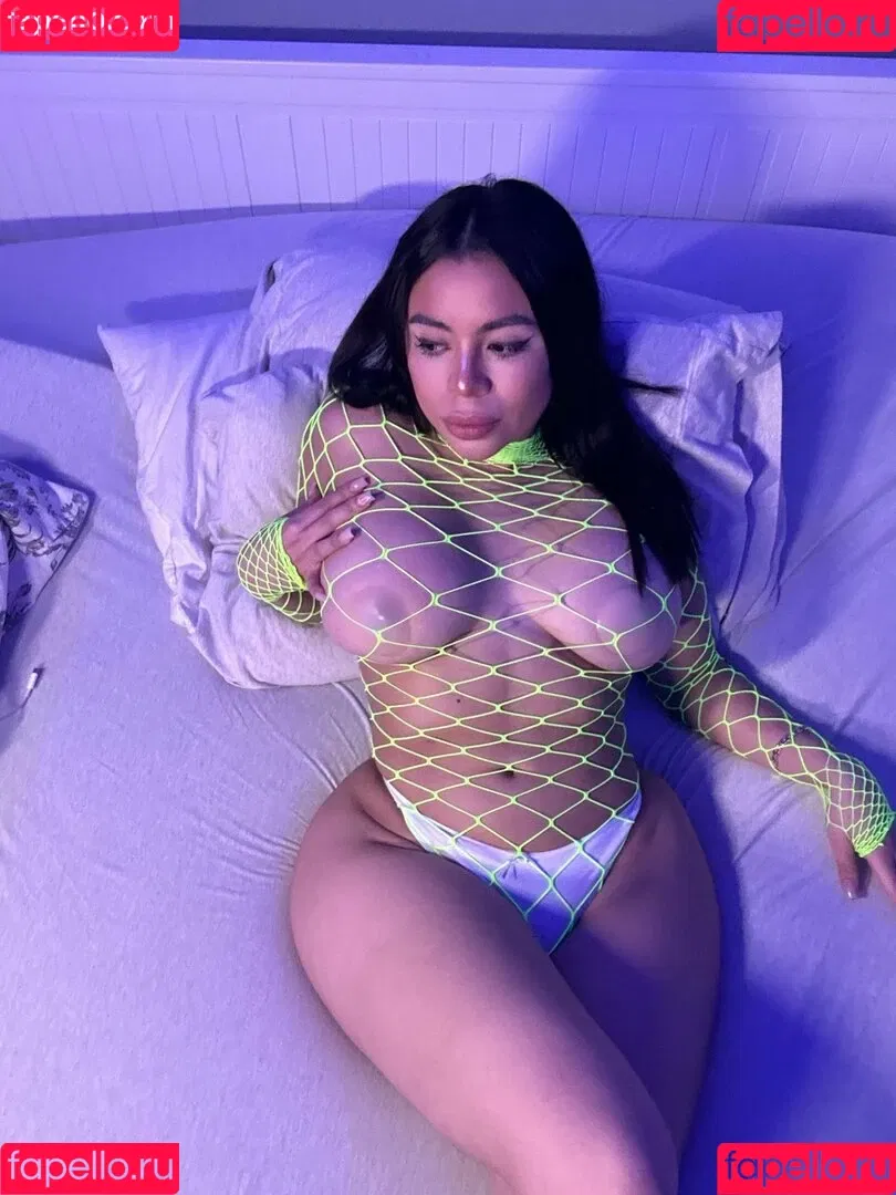 MaggieBoss Onlyfans Photo Gallery 