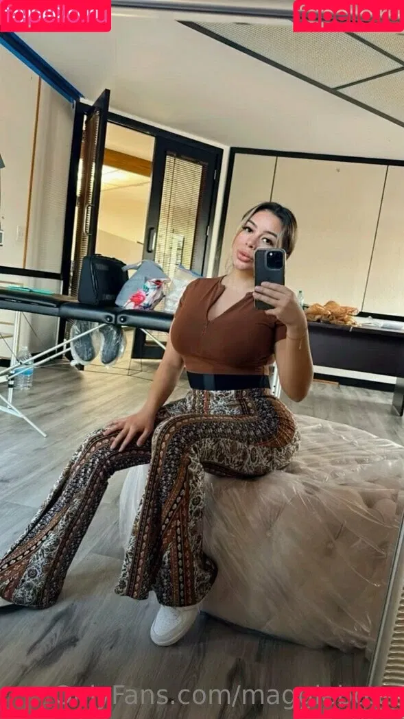 MaggieBoss Onlyfans Photo Gallery 
