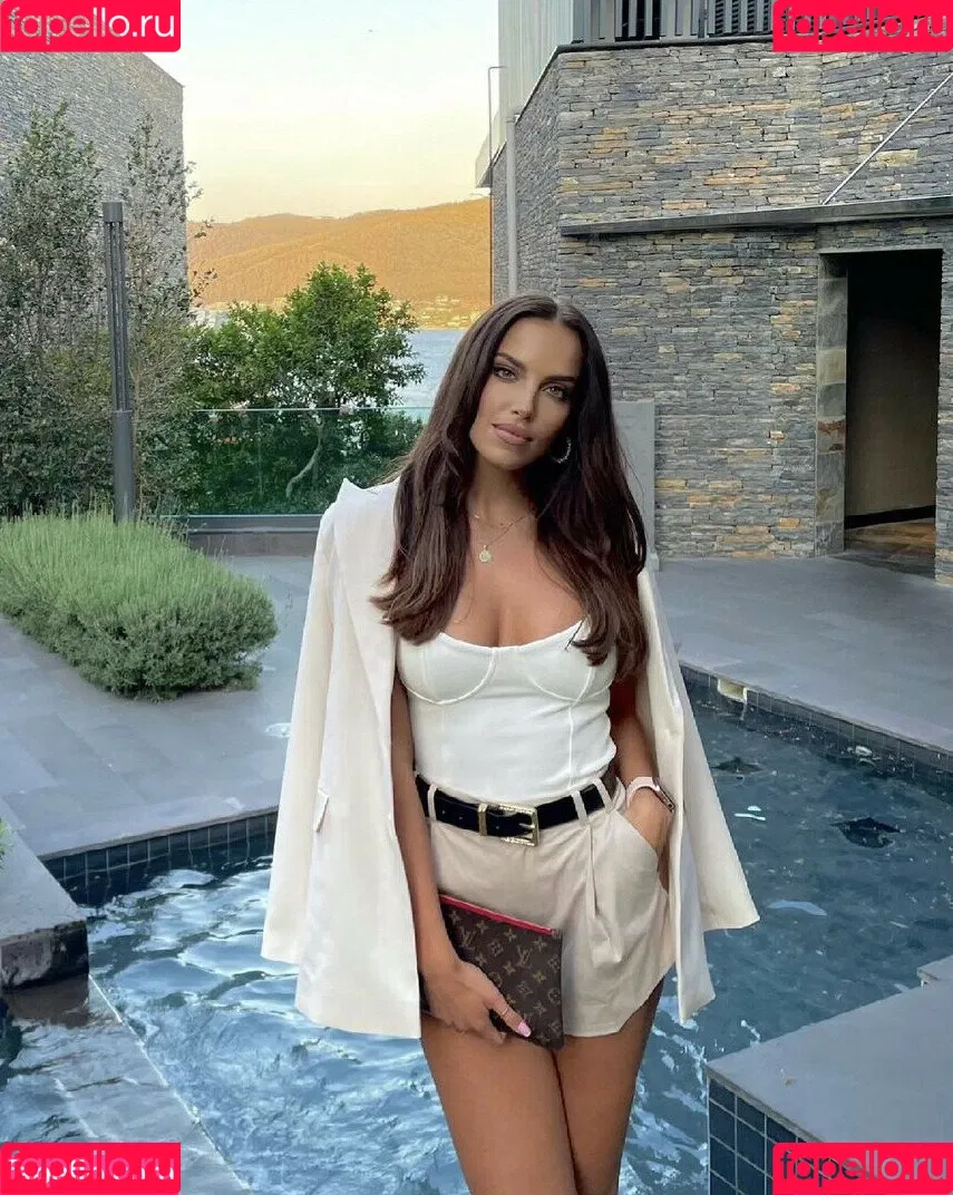 Simona Leskovska Onlyfans Photo Gallery 