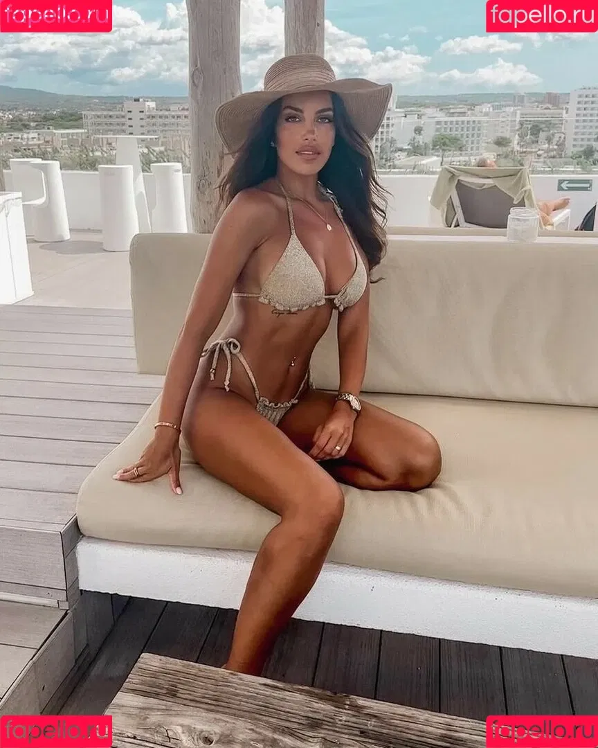 Simona Leskovska Onlyfans Photo Gallery 