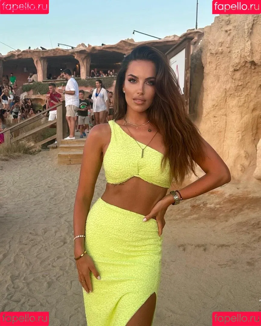 Simona Leskovska Onlyfans Photo Gallery 