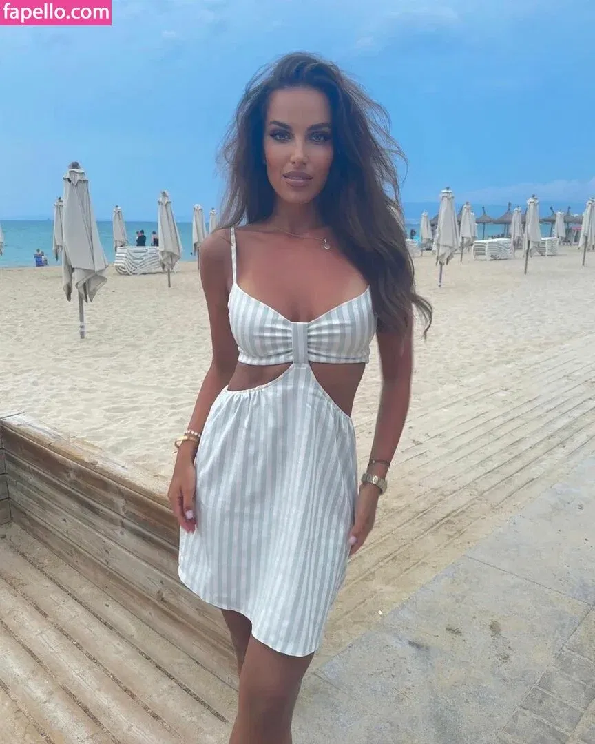 Simona Leskovska Onlyfans Photo Gallery 