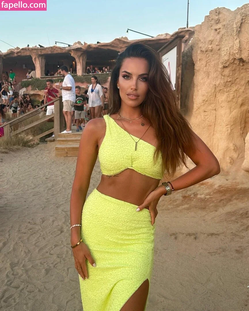 Simona Leskovska Onlyfans Photo Gallery 