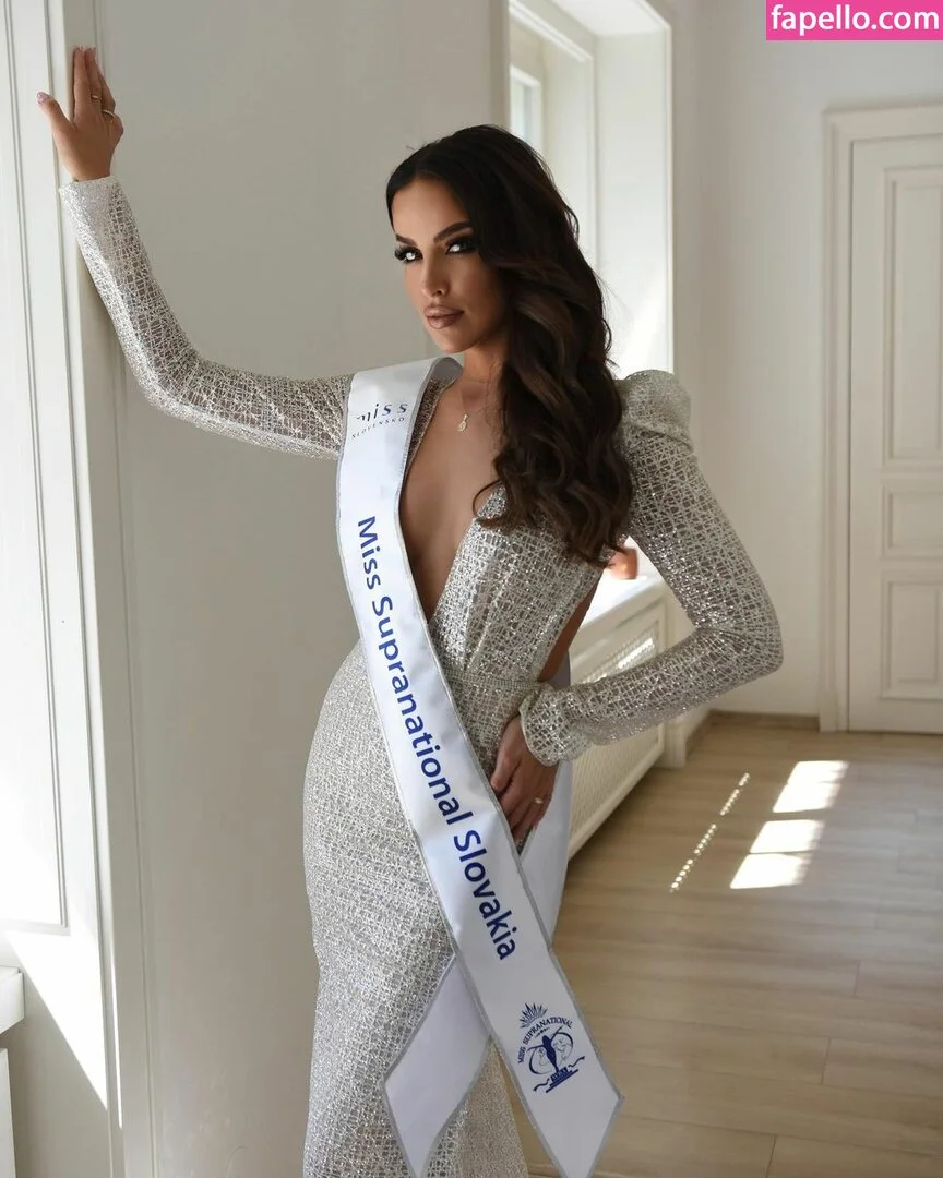 Simona Leskovska Onlyfans Photo Gallery 