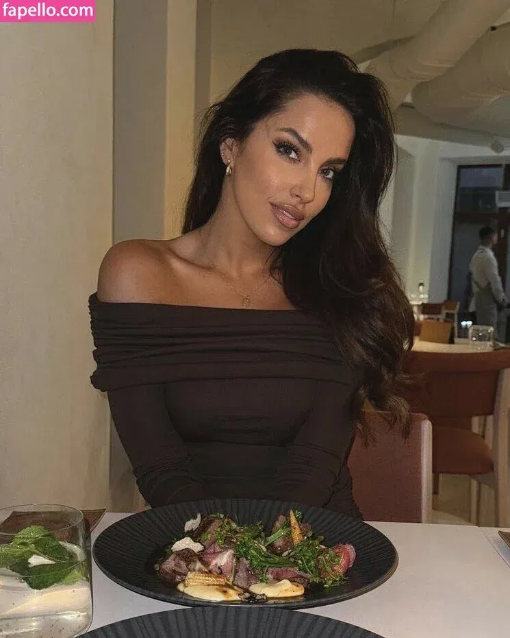 Simona Leskovska Onlyfans Photo Gallery 