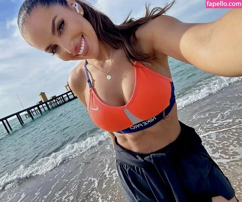 Simona Leskovska Onlyfans Photo Gallery 