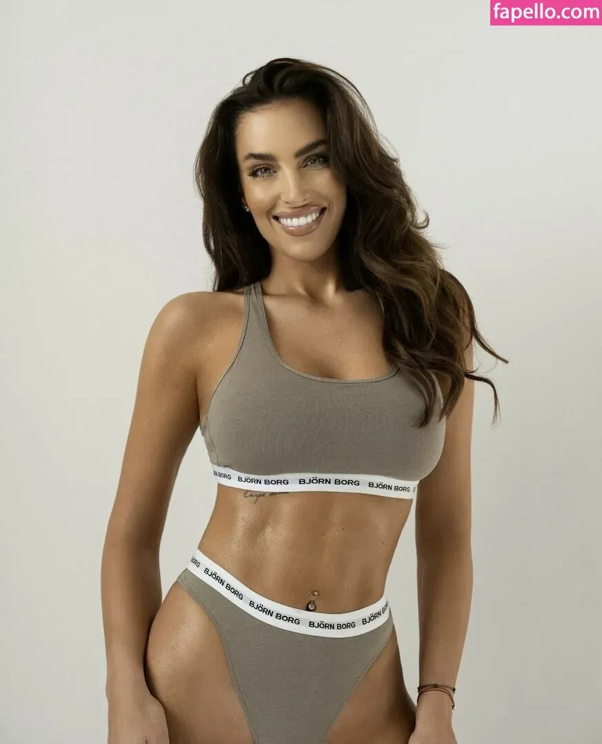 Simona Leskovska Onlyfans Photo Gallery 