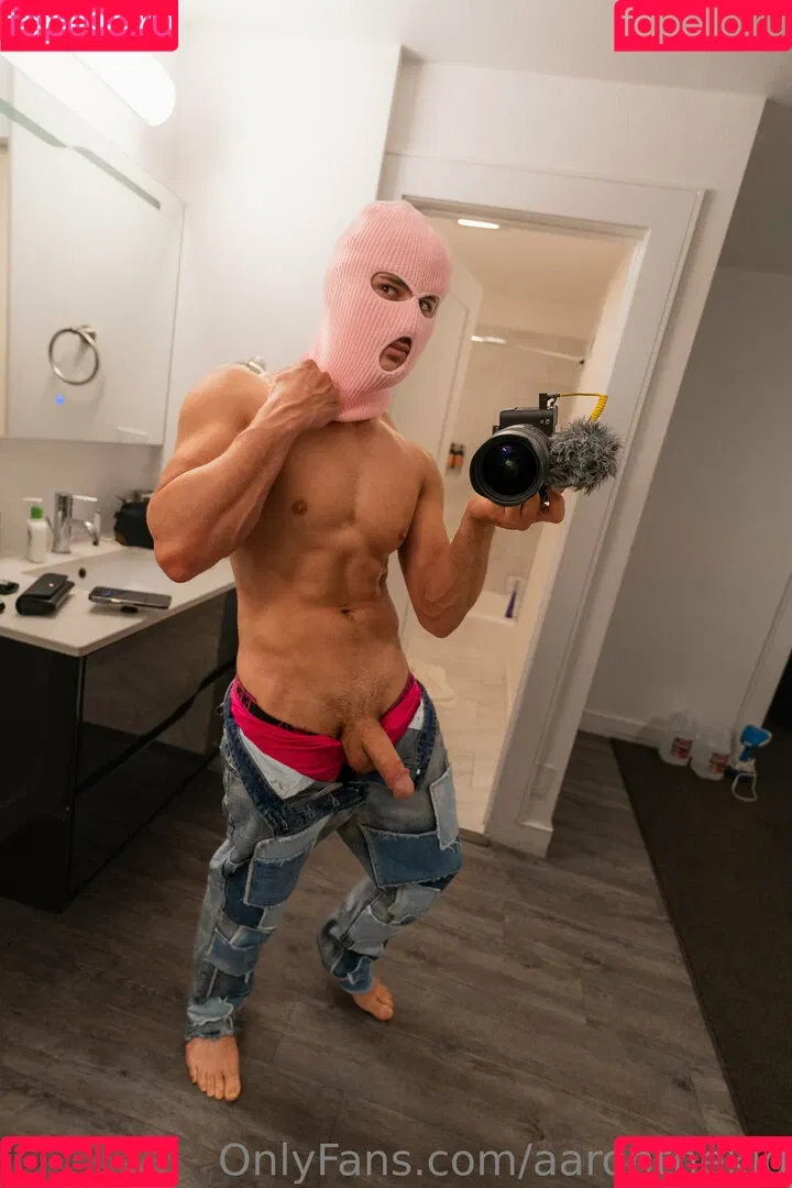 aaronthekid Onlyfans Photo Gallery 
