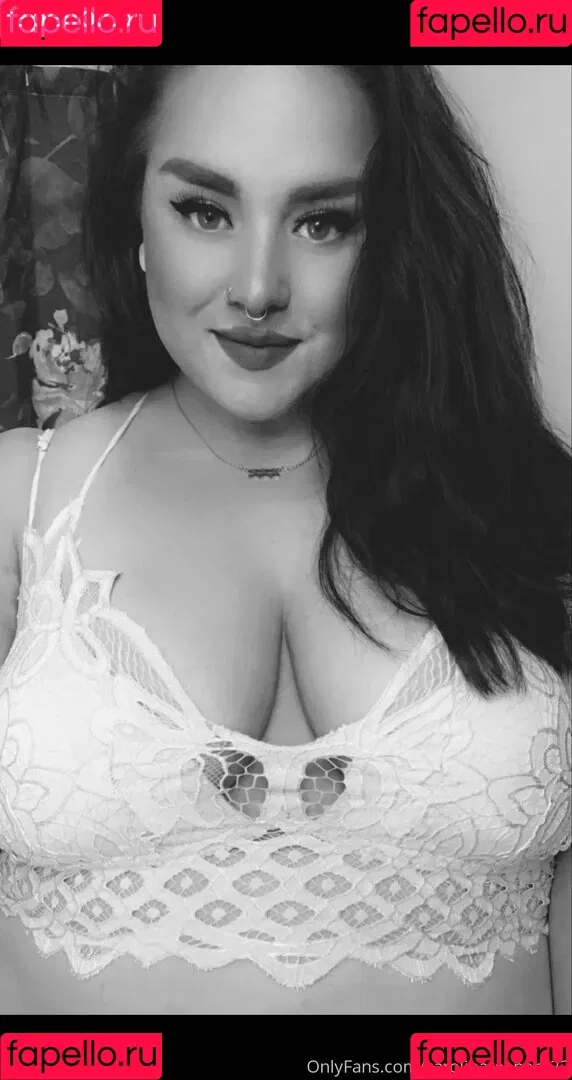 carolinequinnvip Onlyfans Photo Gallery 