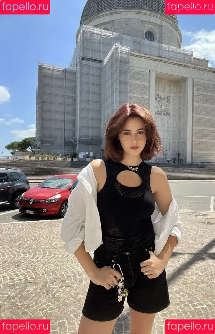 Margherita Pontecorvo Onlyfans Photo Gallery 