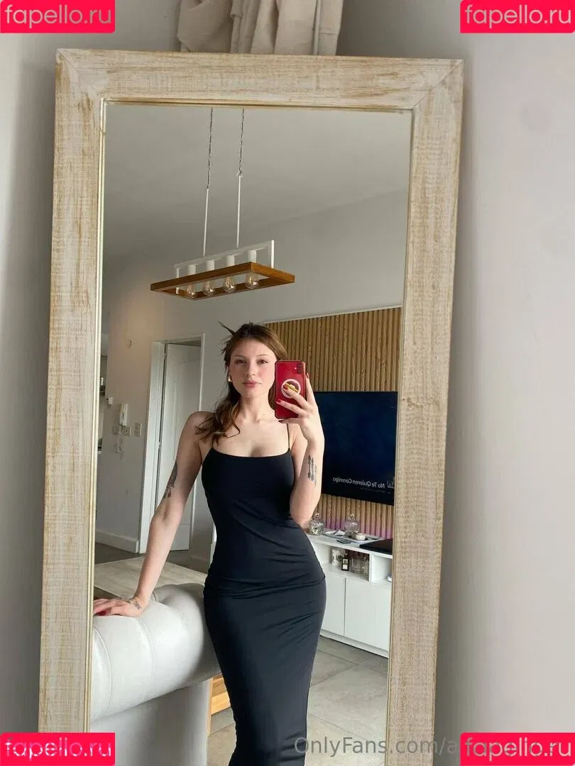 Laiibrusa Onlyfans Photo Gallery 