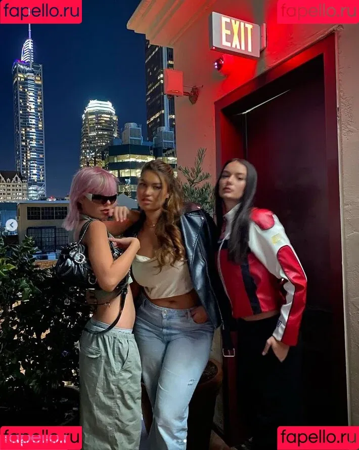 Selma May Onlyfans Photo Gallery 