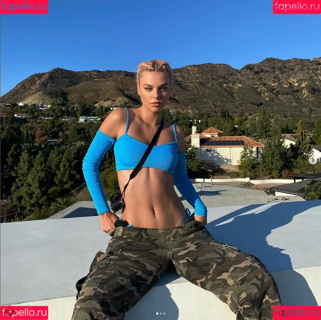 Selma May Onlyfans Photo Gallery 