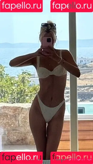 Selma May Onlyfans Photo Gallery 