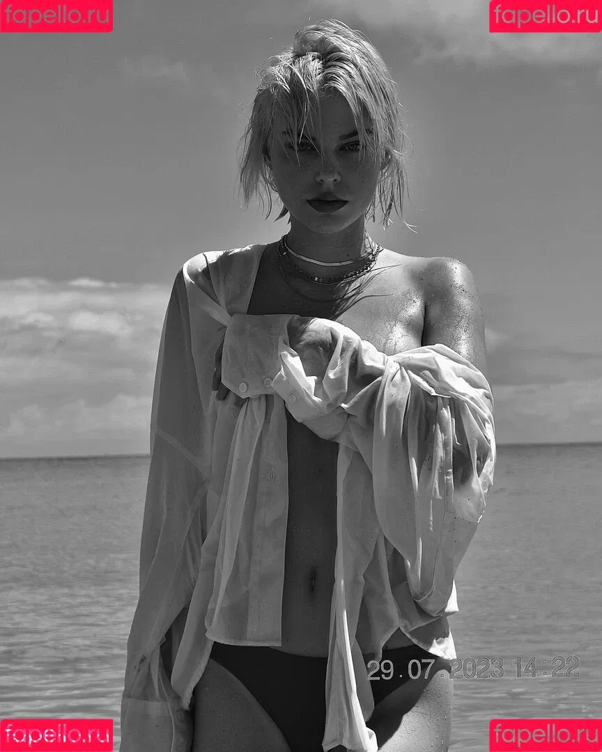 Selma May Onlyfans Photo Gallery 