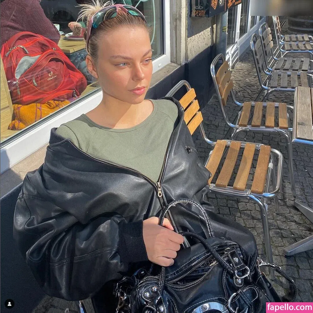 Selma May Onlyfans Photo Gallery 