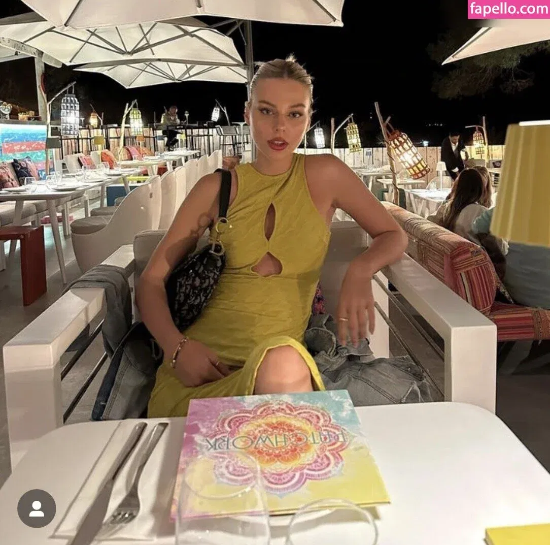 Selma May Onlyfans Photo Gallery 