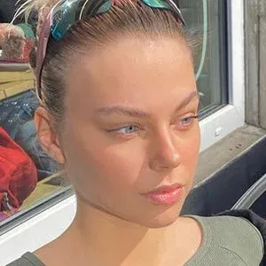 Selma May Onlyfans Photo Gallery 