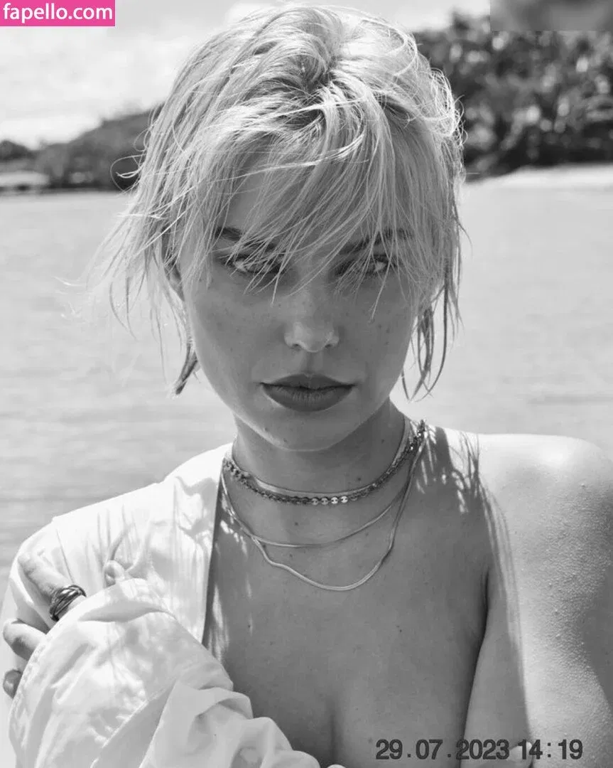 Selma May Onlyfans Photo Gallery 