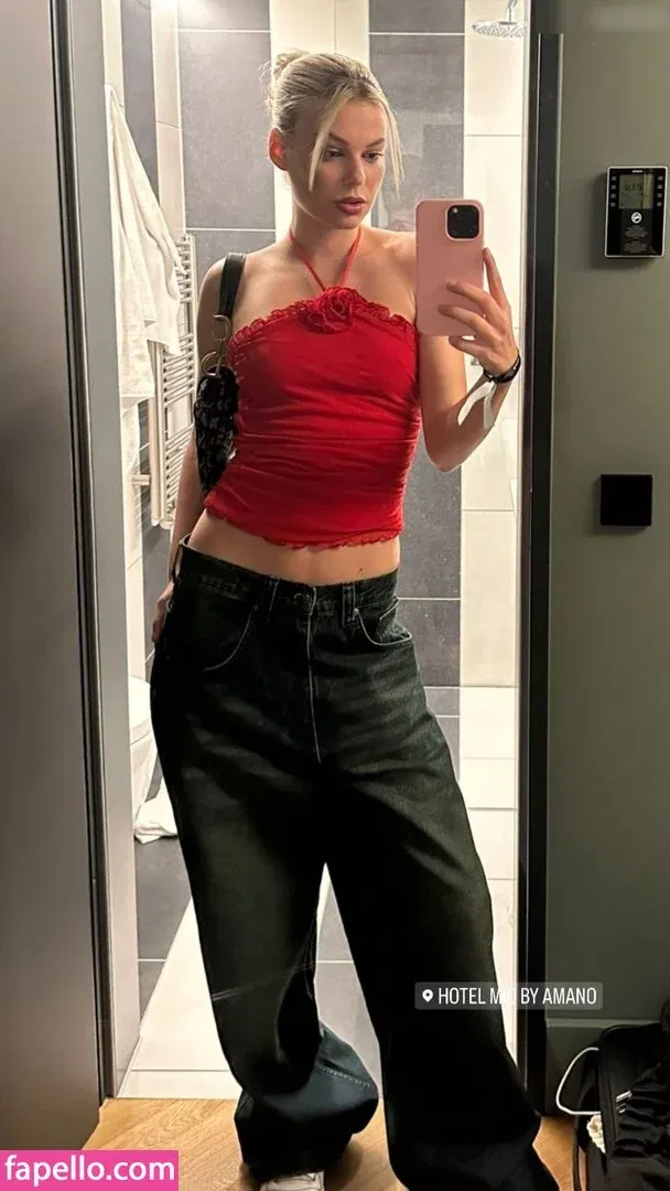 Selma May Onlyfans Photo Gallery 