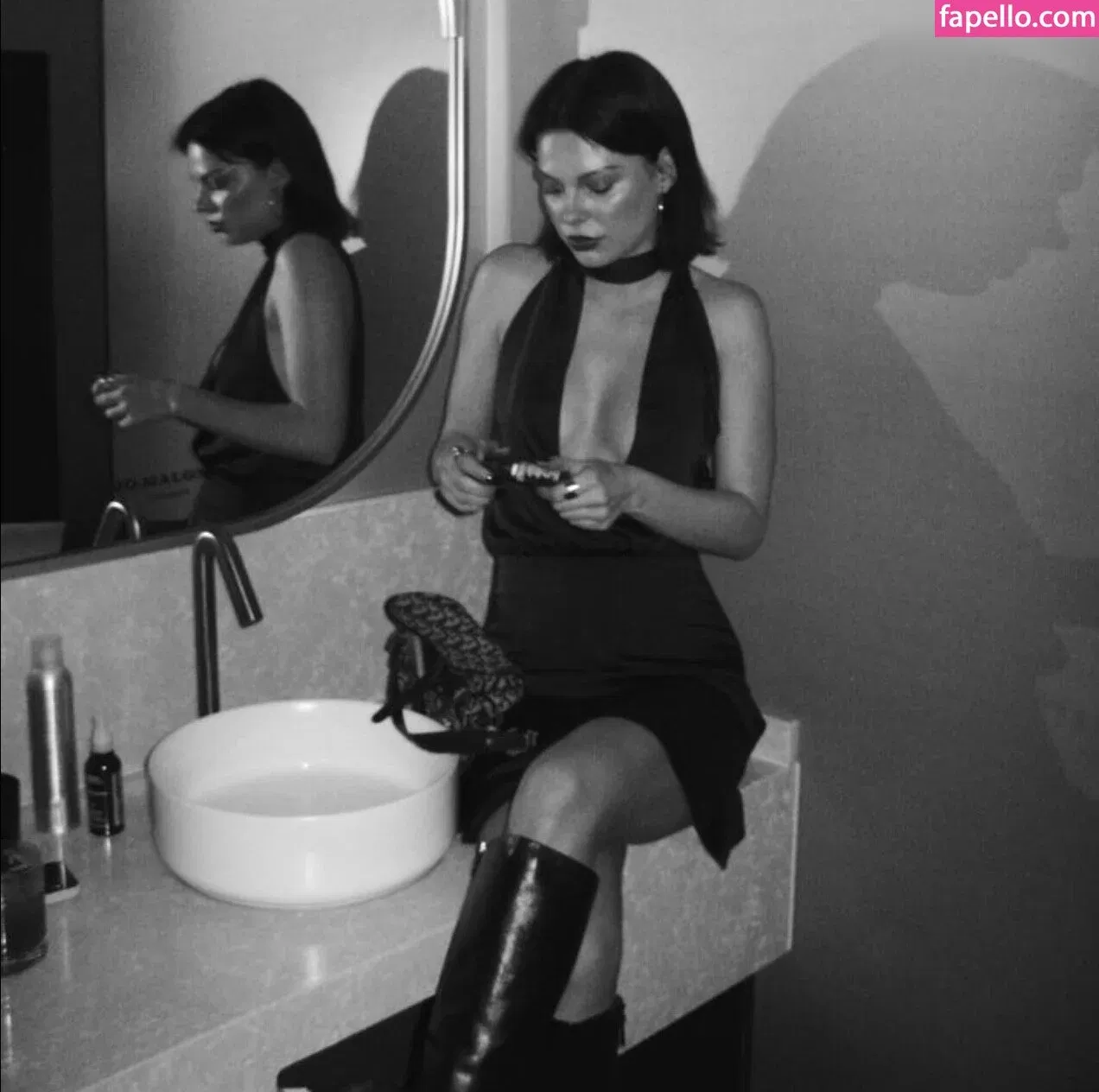 Selma May Onlyfans Photo Gallery 