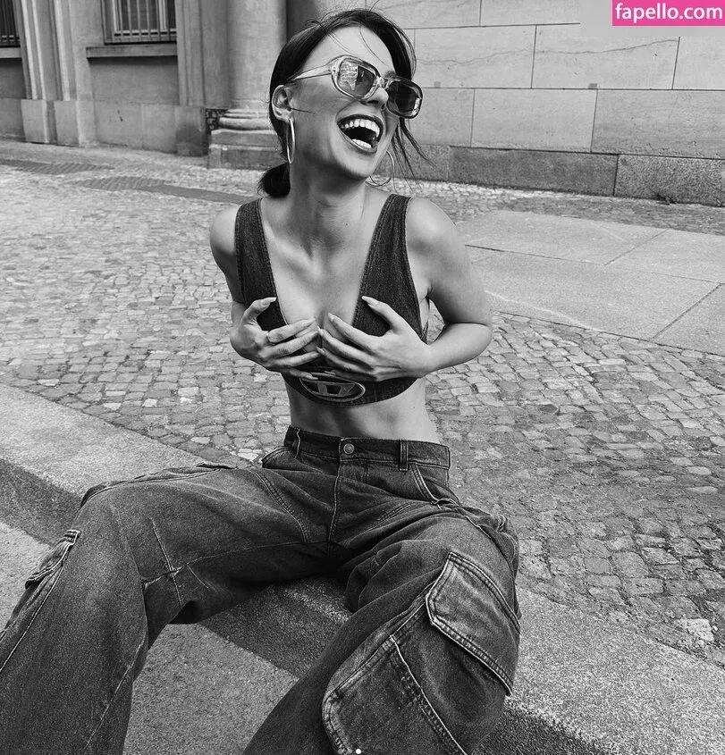 Selma May Onlyfans Photo Gallery 