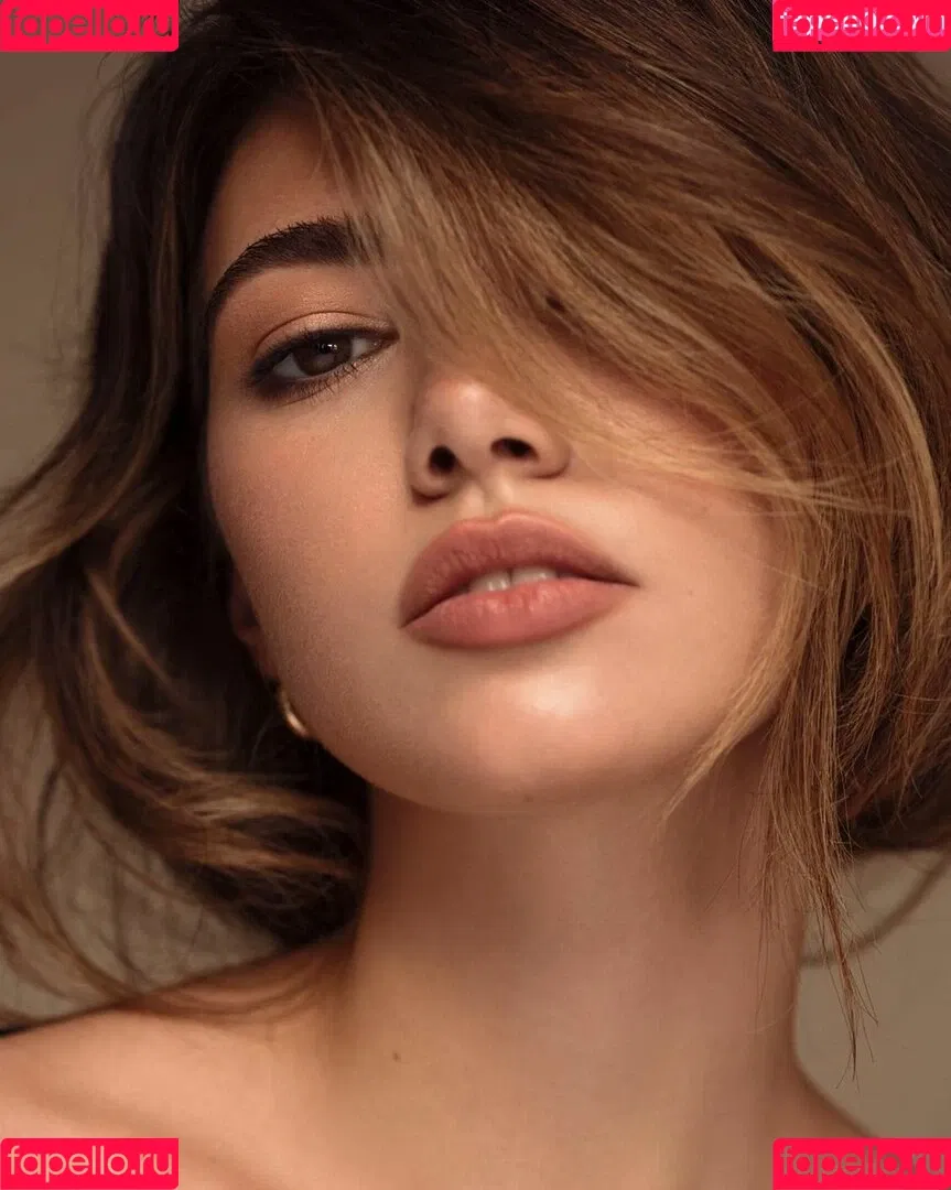 Alisha Newton Onlyfans Photo Gallery 