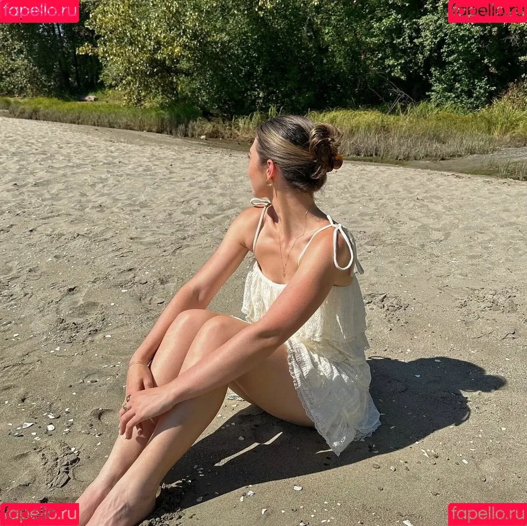 Alisha Newton Onlyfans Photo Gallery 