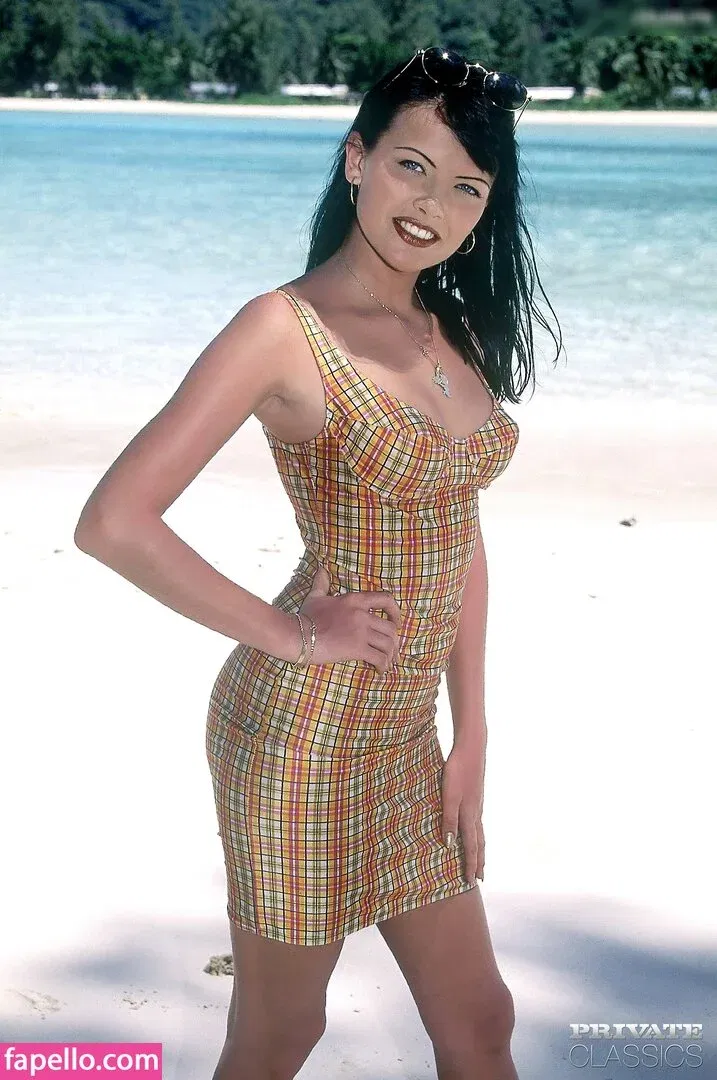 Tania Russof Onlyfans Photo Gallery 