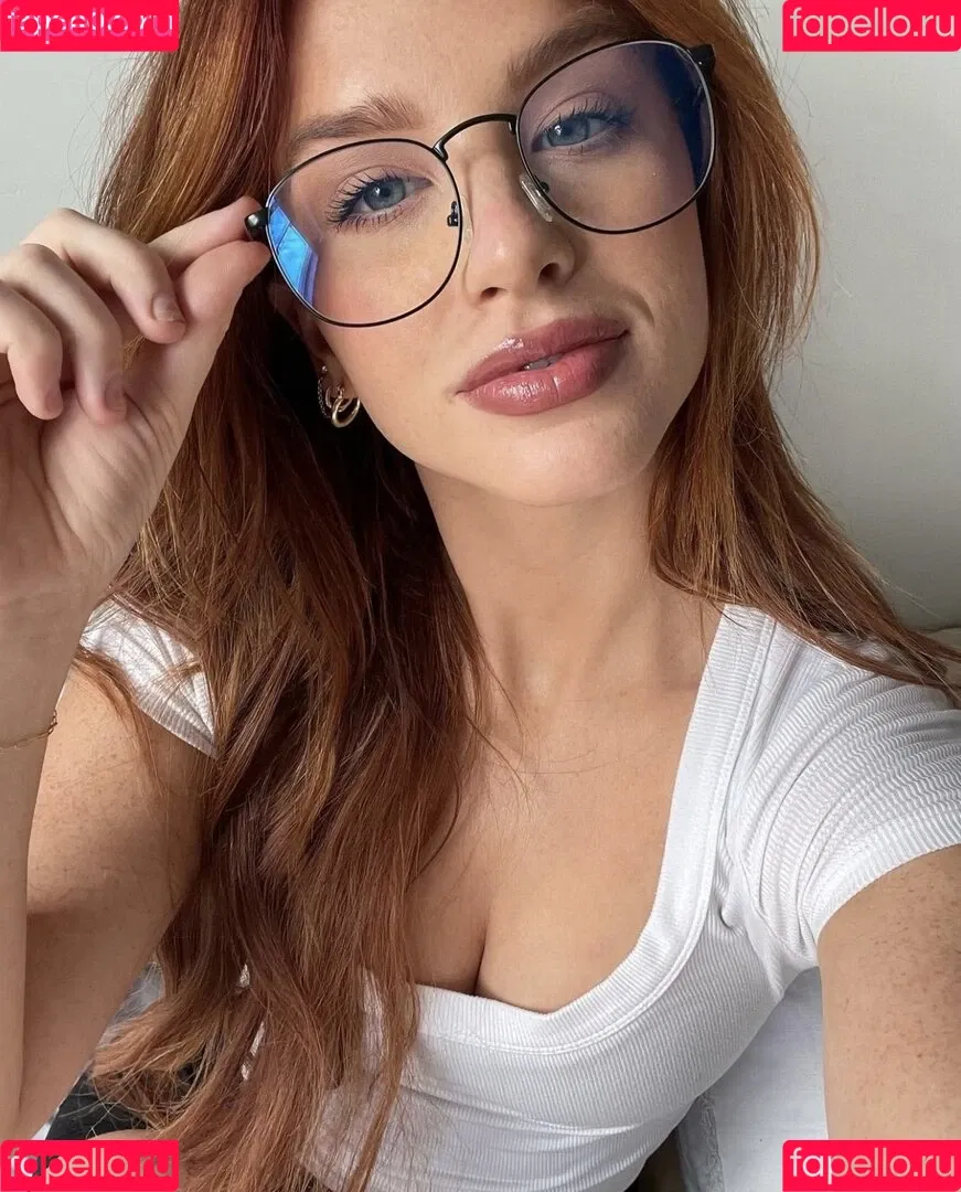 Julia Hatch Onlyfans Photo Gallery 