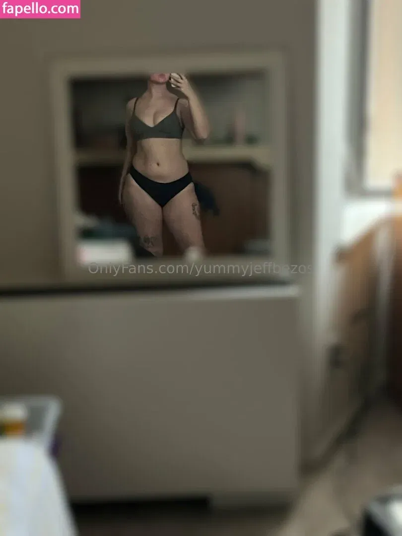 yummyjeffbezos Onlyfans Photo Gallery 