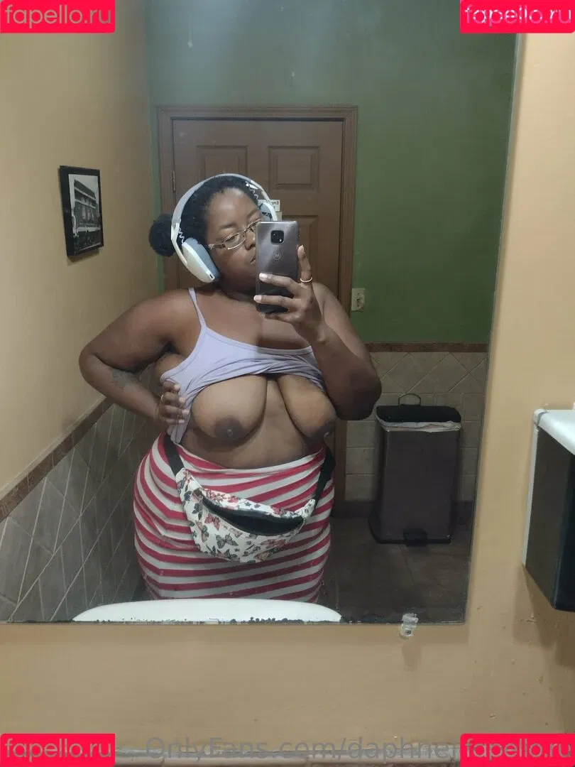 daphnelefemme Onlyfans Photo Gallery 
