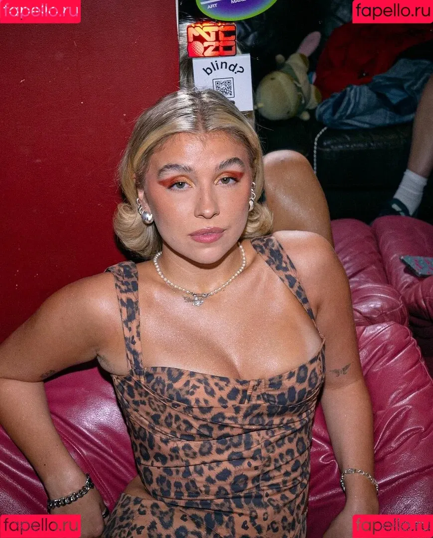 Caity Baser Onlyfans Photo Gallery 