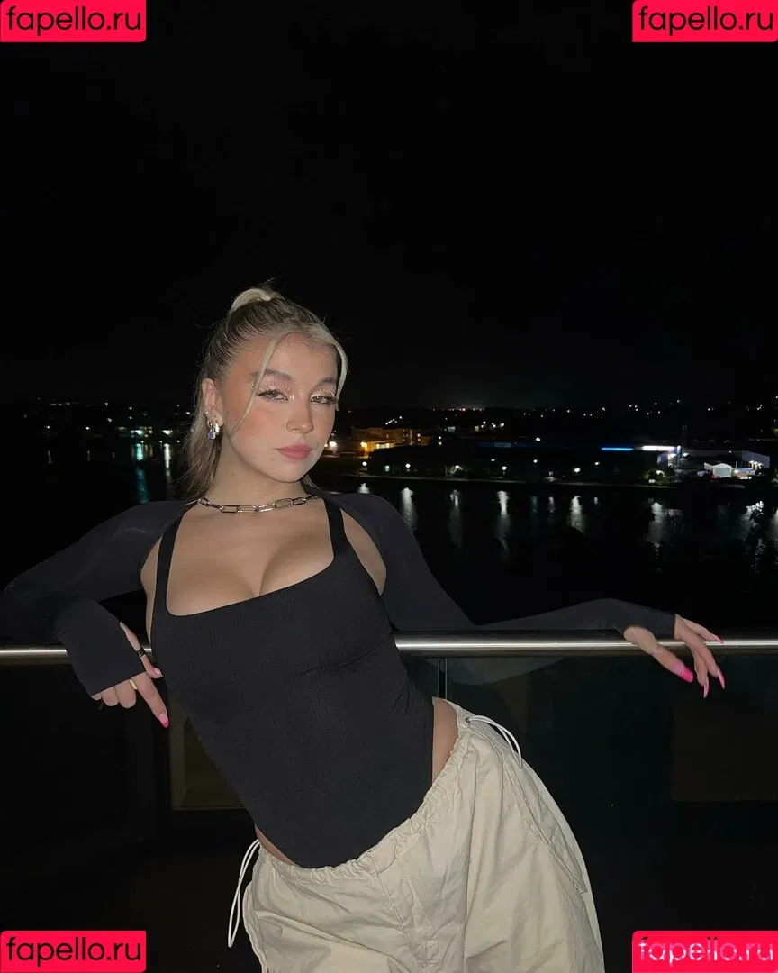 Caity Baser Onlyfans Photo Gallery 