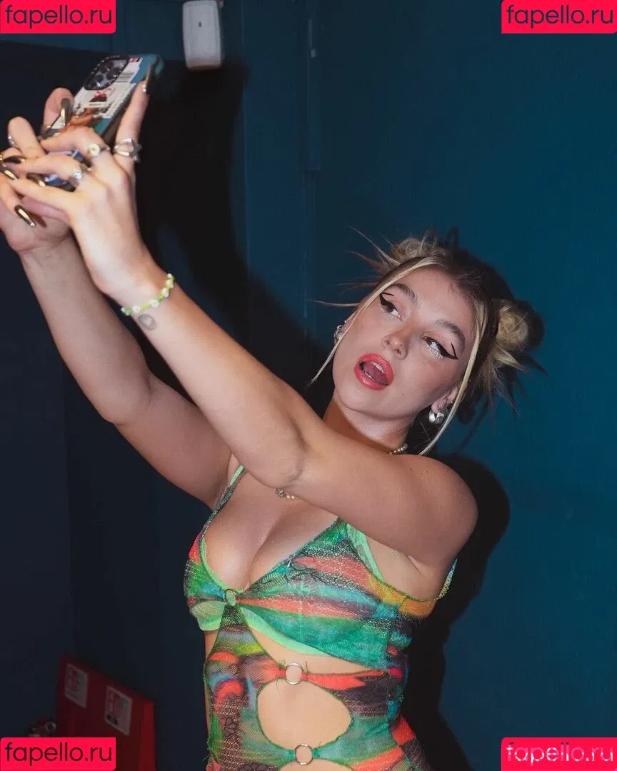 Caity Baser Onlyfans Photo Gallery 
