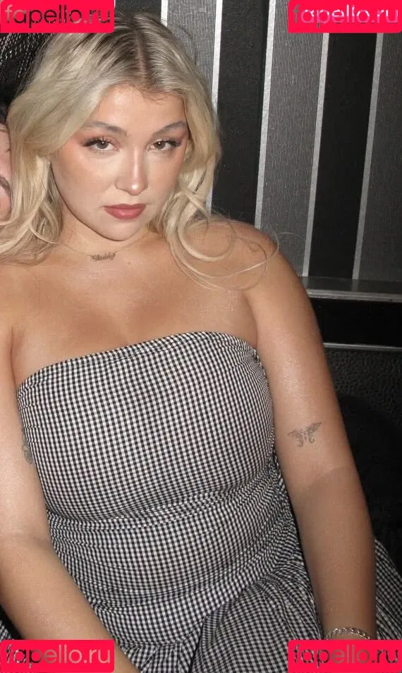 Caity Baser Onlyfans Photo Gallery 