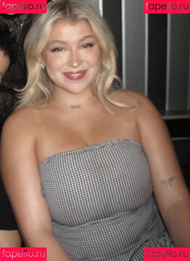 Caity Baser Onlyfans Photo Gallery 