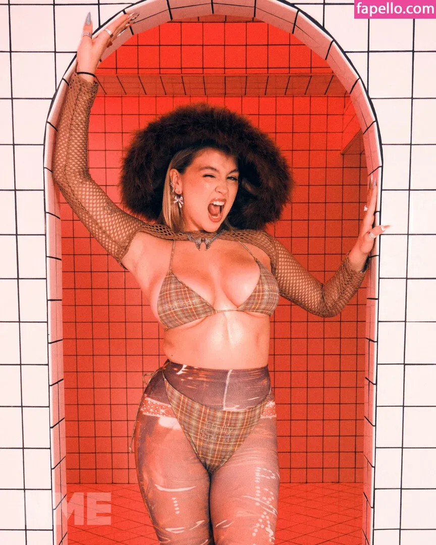 Caity Baser Onlyfans Photo Gallery 