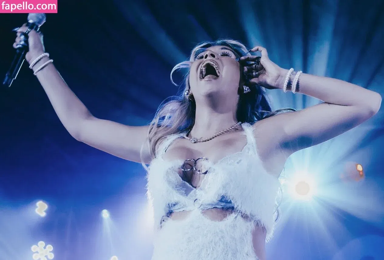 Caity Baser Onlyfans Photo Gallery 