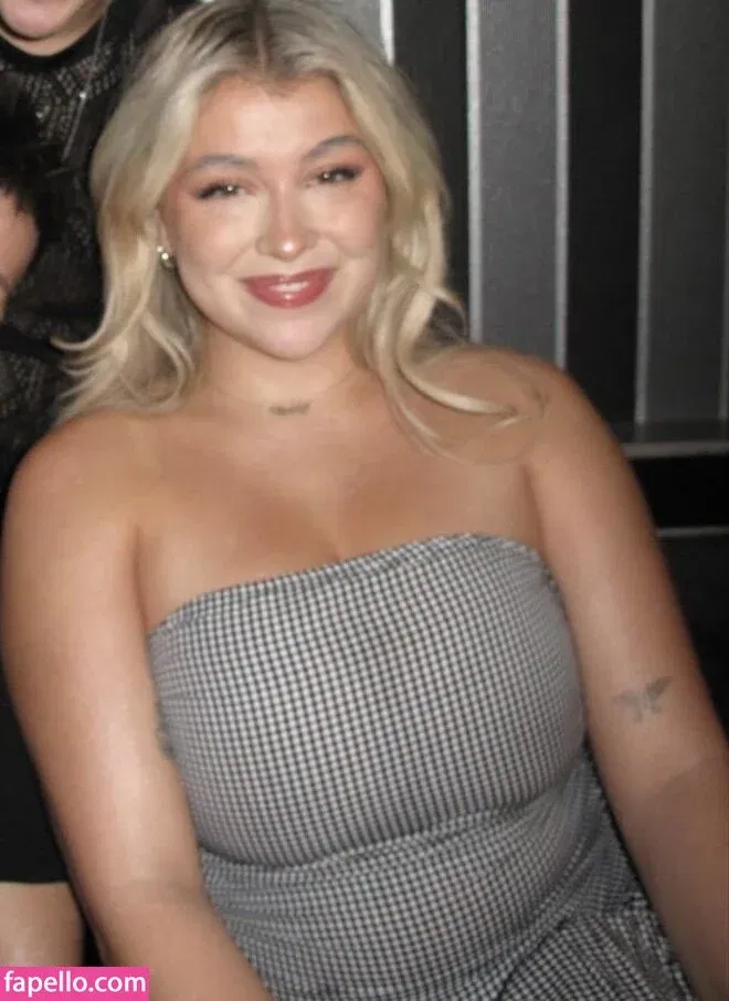 Caity Baser Onlyfans Photo Gallery 